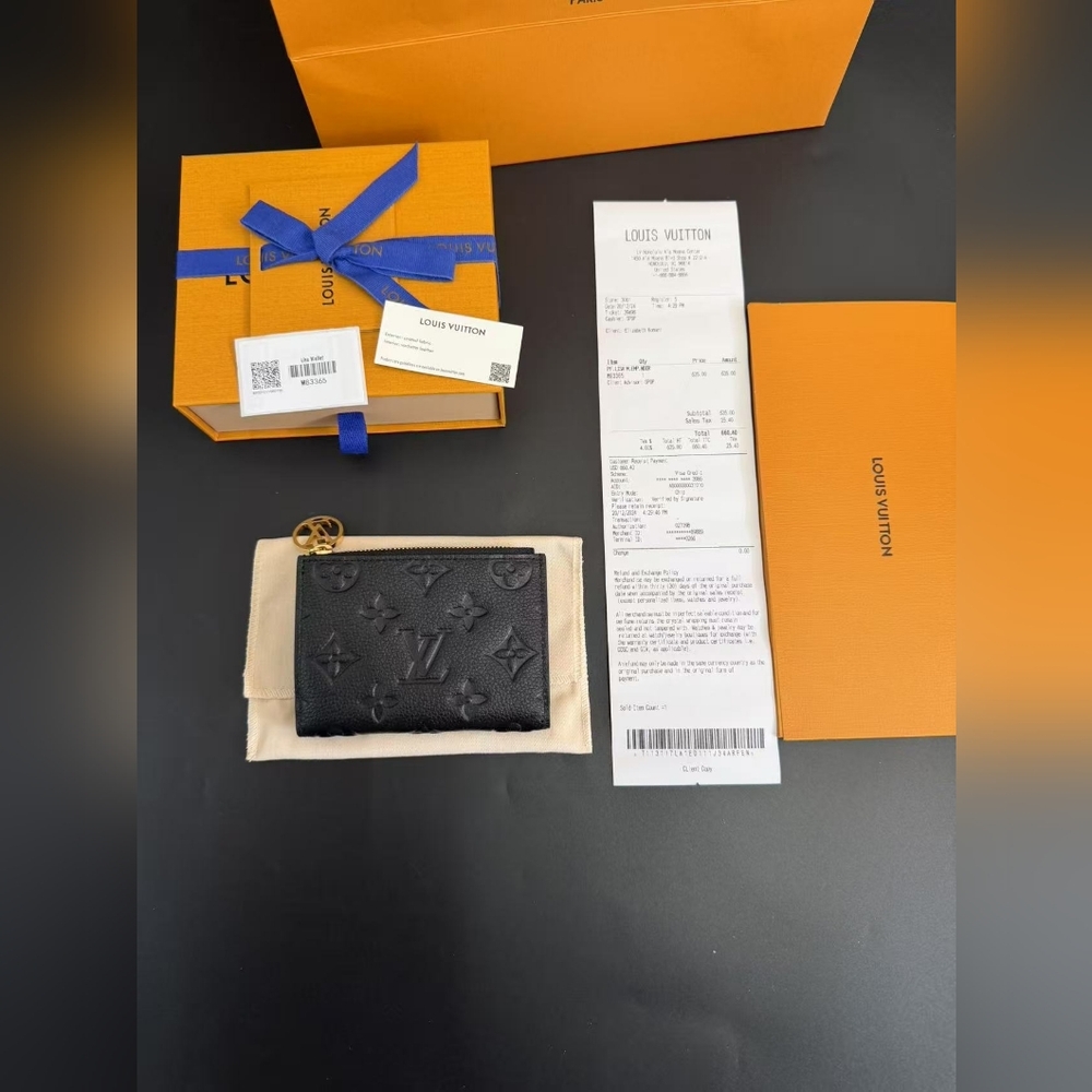 Louis Vuitton Lisa Wallet